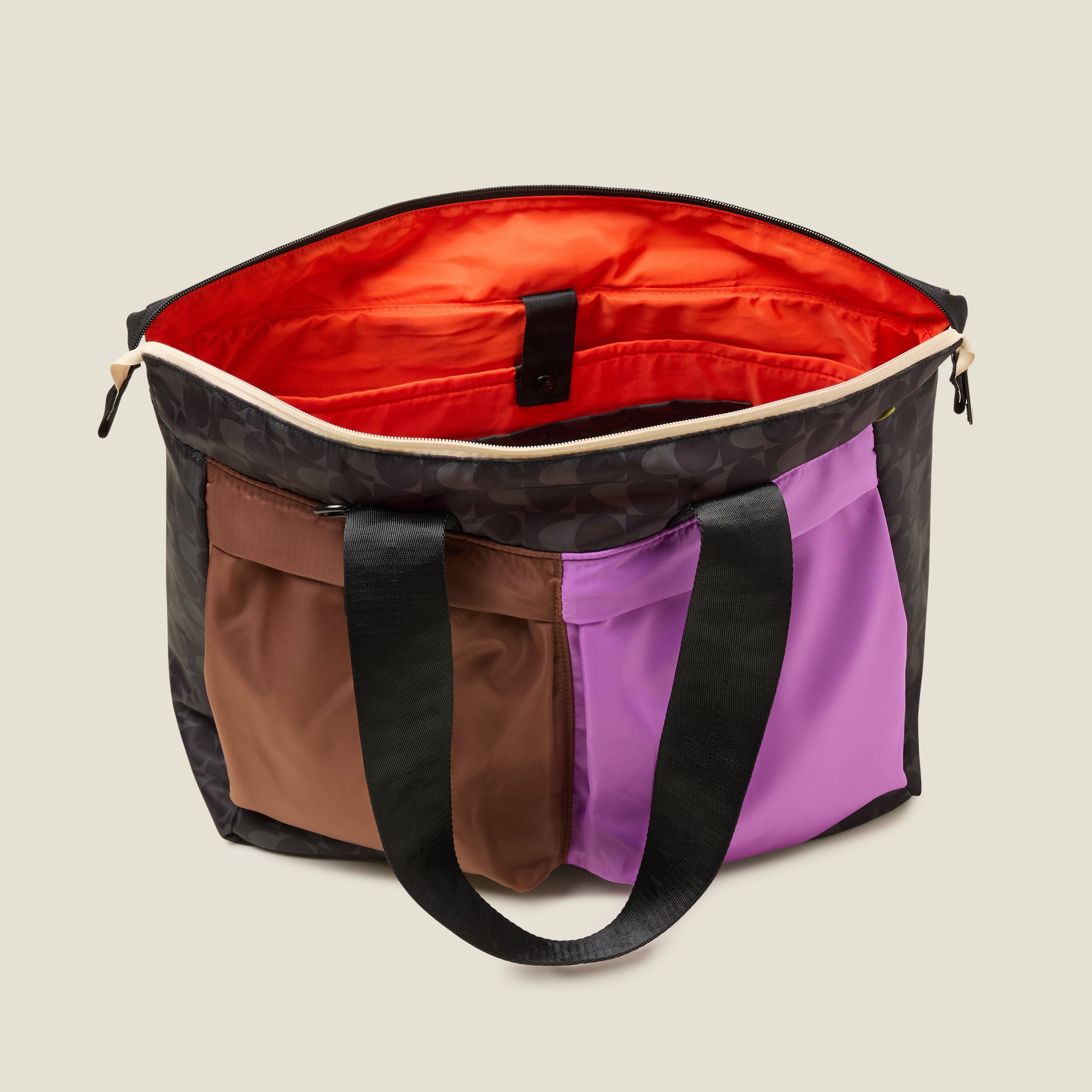 25AECBL862-9600_AxisTote-ColourblockMulti3