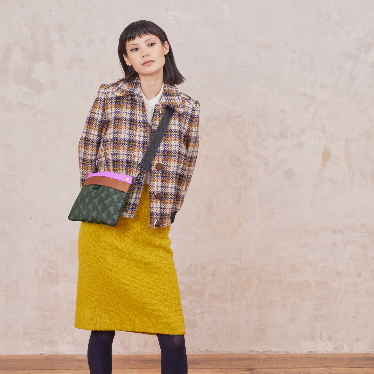 25AECBL995-9600_QuadrantCrossbody-ColourblockMulti2_9553ba64-f6cb-4a43-97d9-81198b2bf6ed