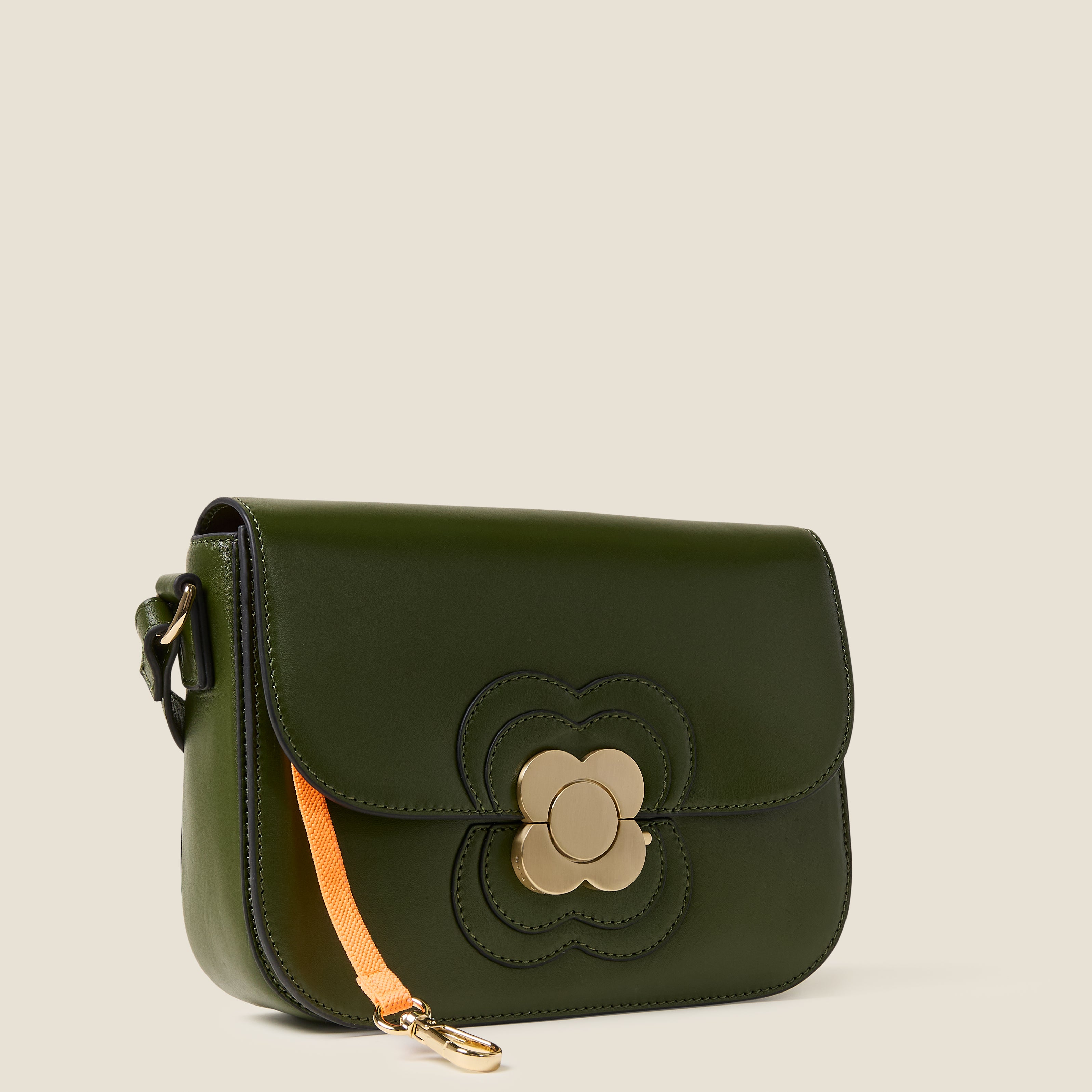 25AEFLA990-3070_EclipseLeatherCrossbody-FlowerAppliqueForest6