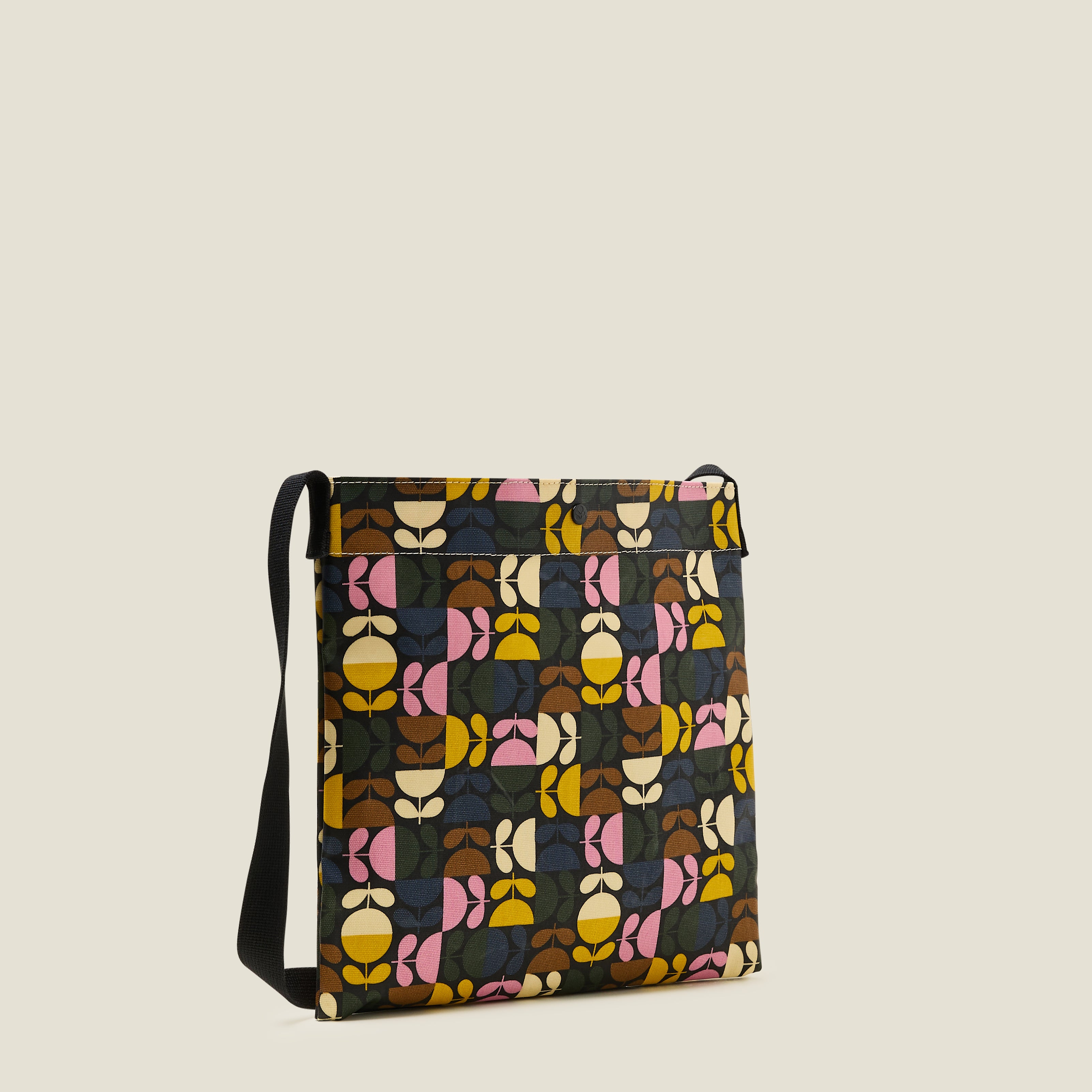 25AEPST977-9600OnaRollFlatCrossbody-PuzzleStemMulti1