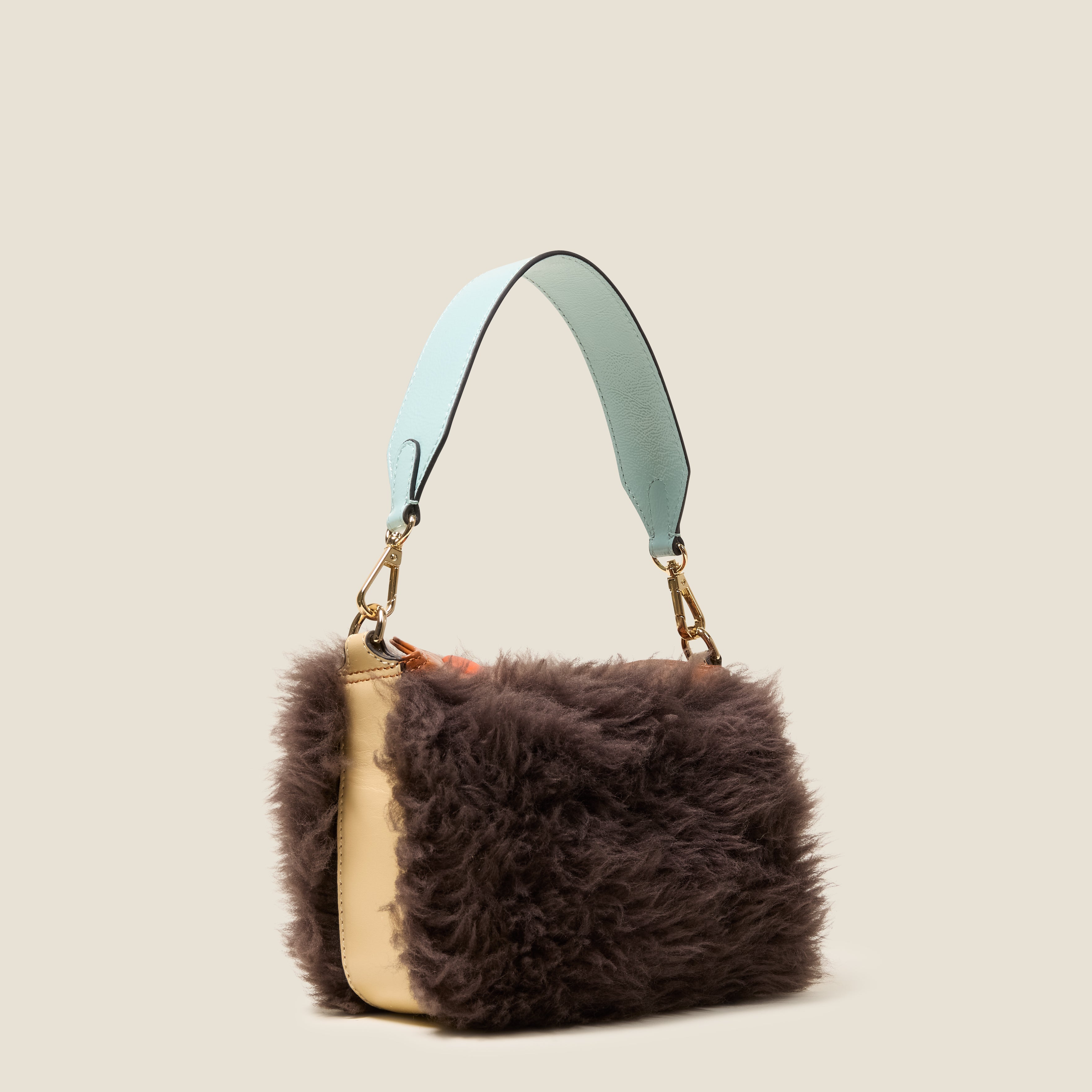 25AESHC998-1990_MiniSoftieLeatherCrossbody-SheepskinColourblockCream2