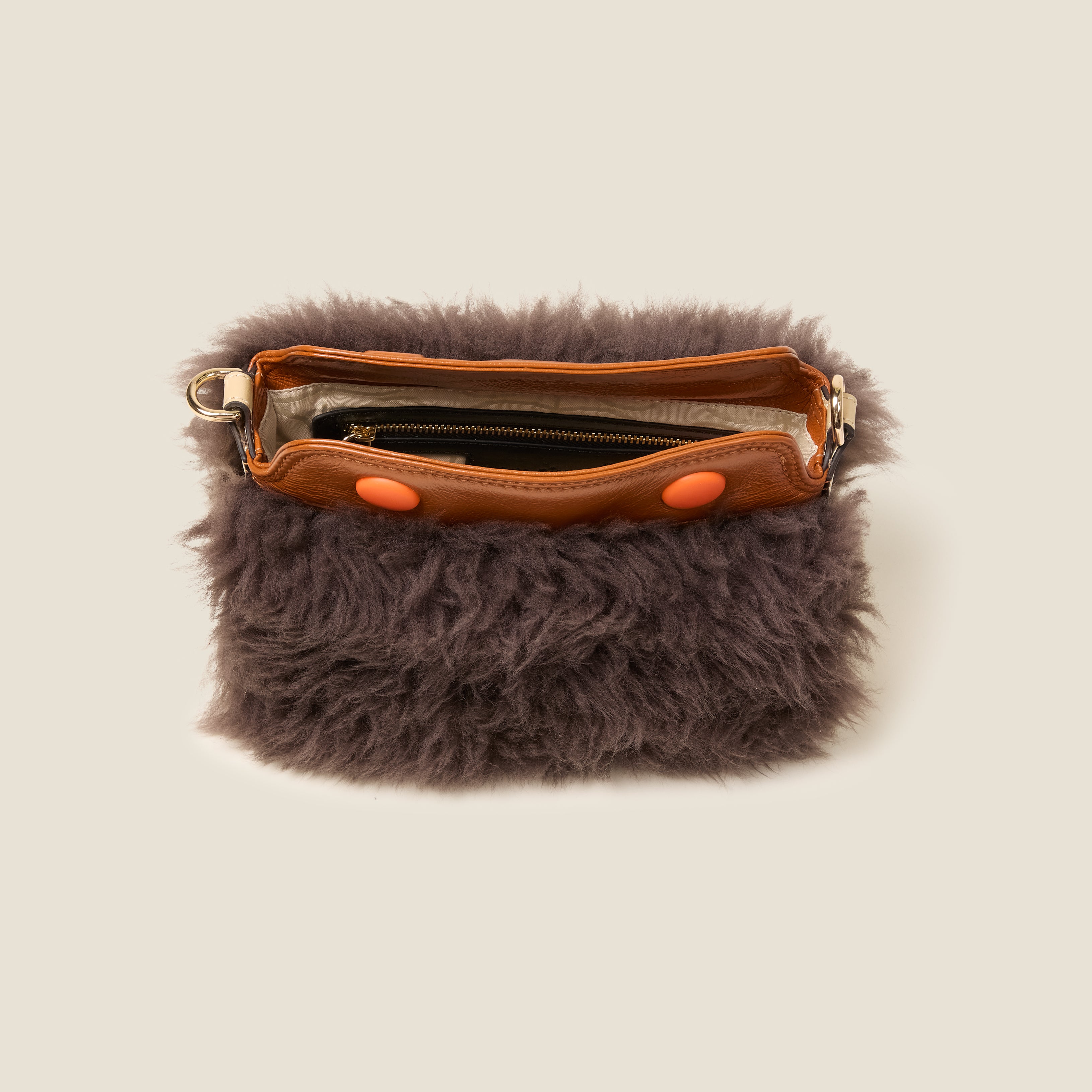 25AESHC998-1990_MiniSoftieLeatherCrossbody-SheepskinColourblockCream4
