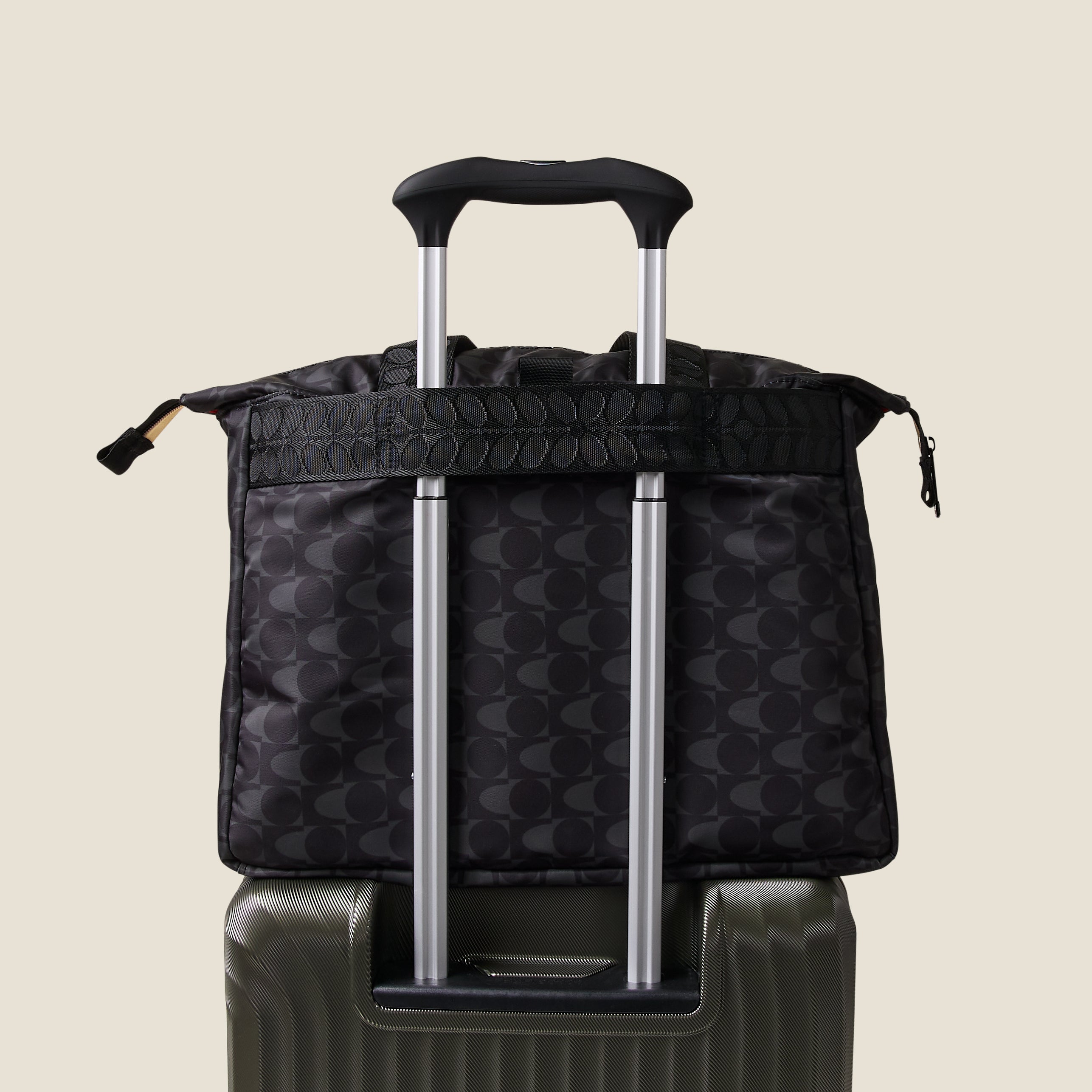Axis_Tote_Trolley_Strap2