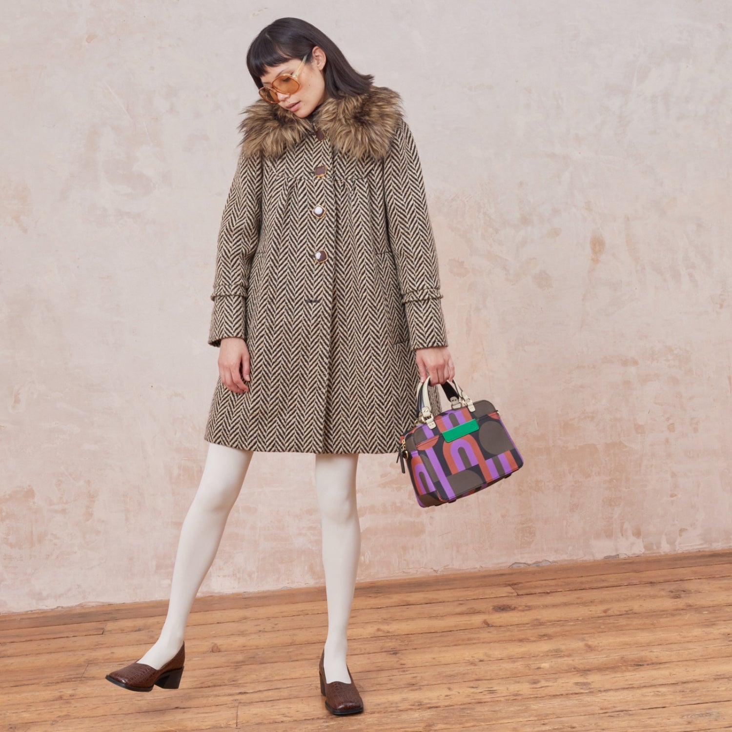 Medium_Handbag_Circle_Line